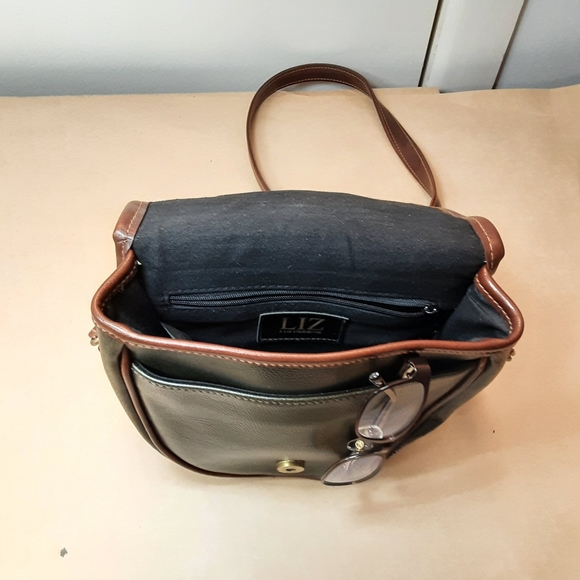 Liz Claiborne purse - Picture 9 of 9